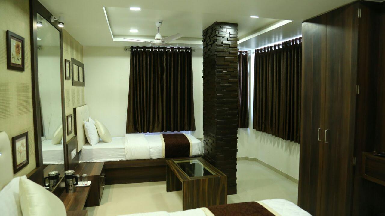 Hotel Gitanjali Inn By Bizzgrow Hotels Ahmedabad Exterior foto