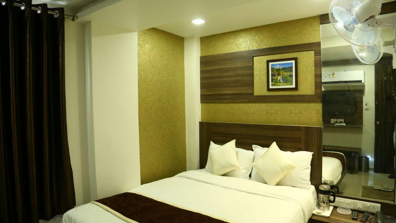 Hotel Gitanjali Inn By Bizzgrow Hotels Ahmedabad Exterior foto