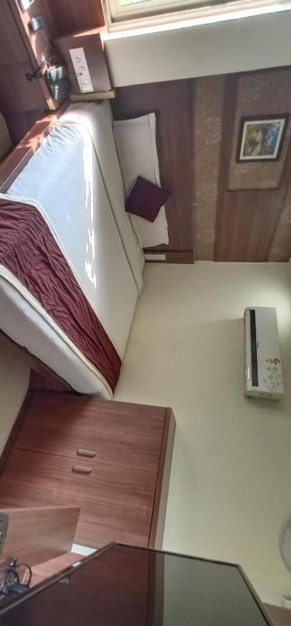 Hotel Gitanjali Inn By Bizzgrow Hotels Ahmedabad Exterior foto